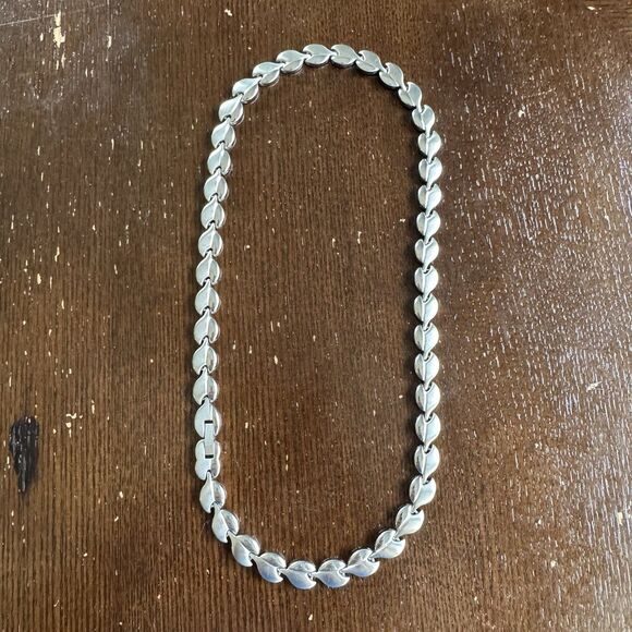 N+ Nitrolube Magnetic Therapy Necklace 18” Chain Silver Tone Stainless Steel - Picture 1 of 5